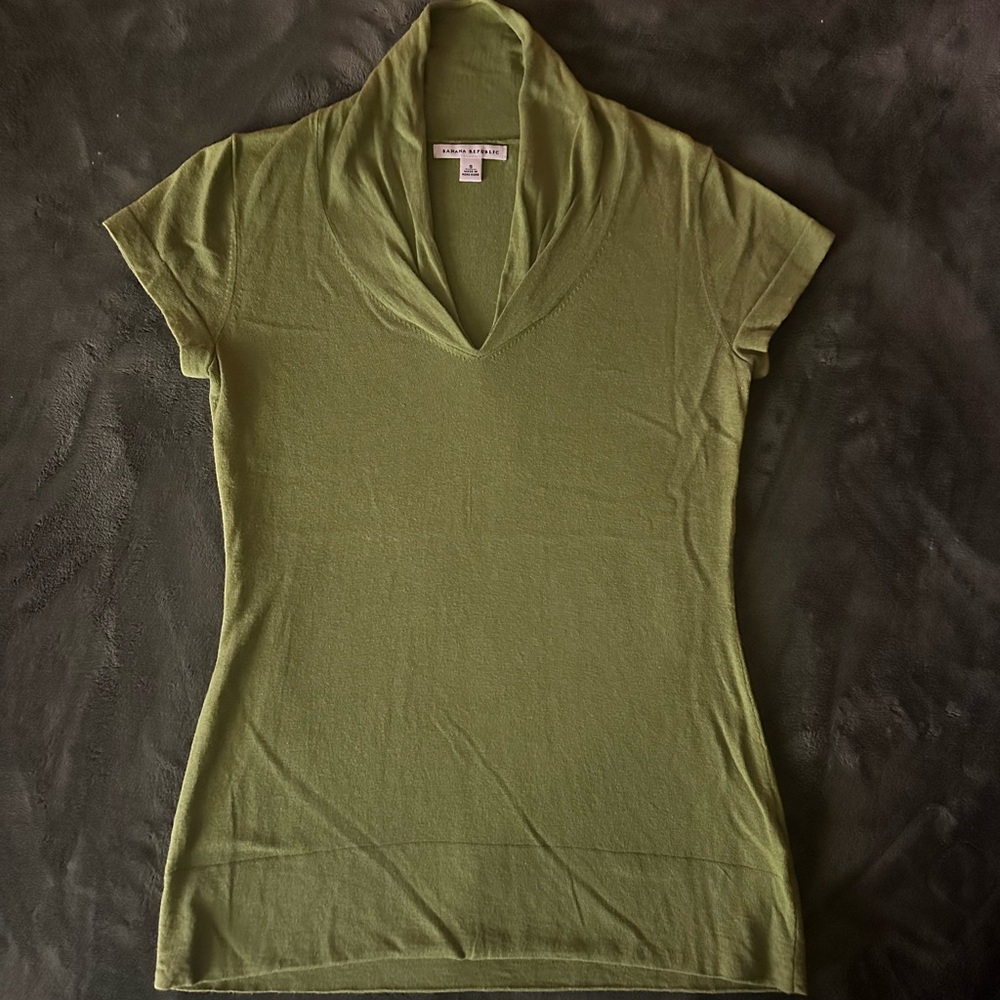 Banana Republic Lime Knit Top